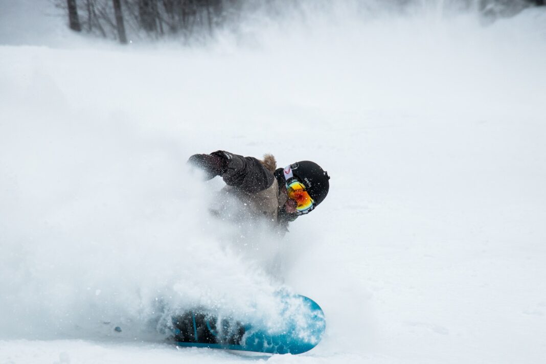 Acquire Skillful Guidance to Practice and to Learn to Snowboard